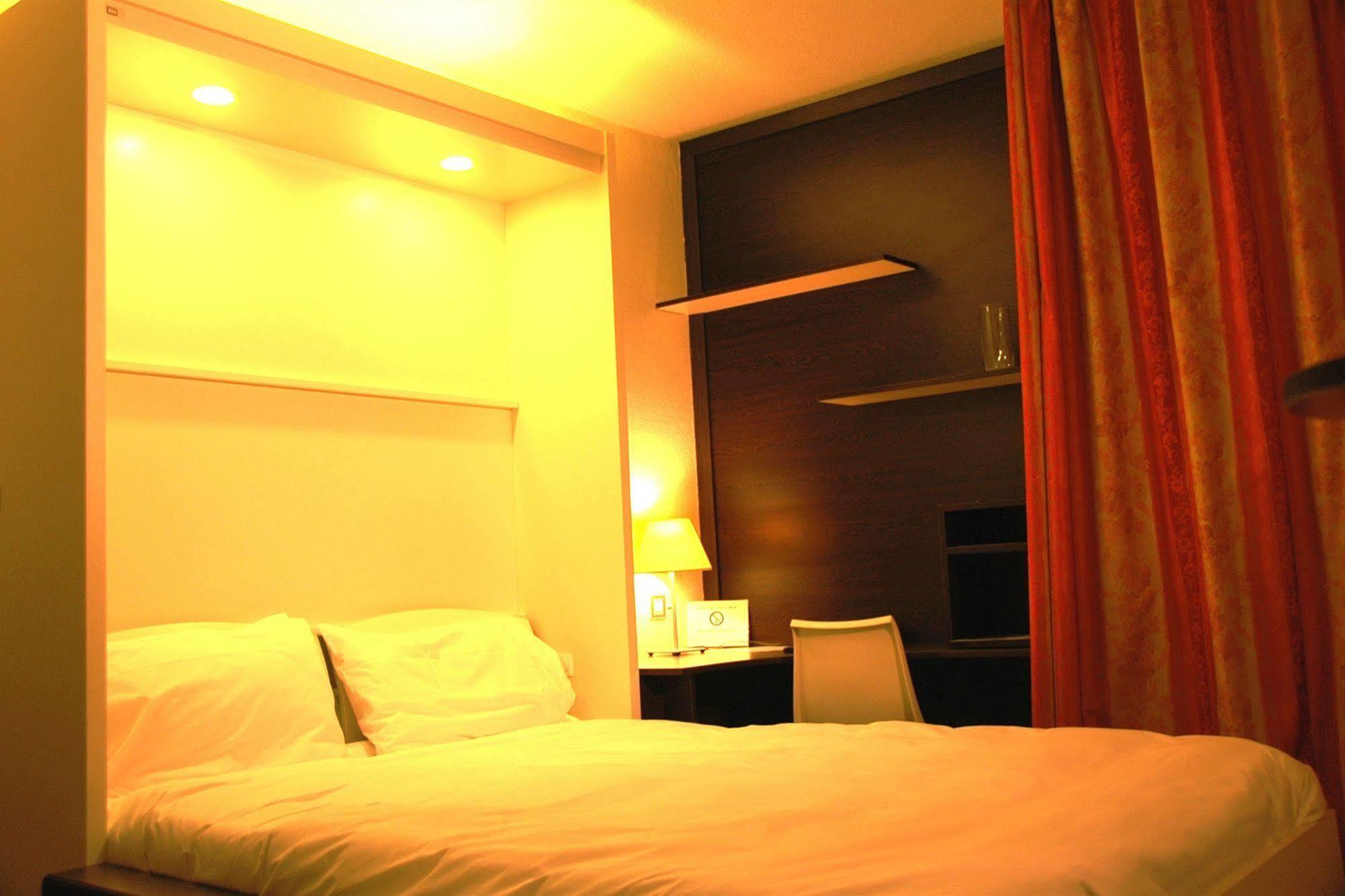 At Home Appart Hotel Toulouse Luaran gambar